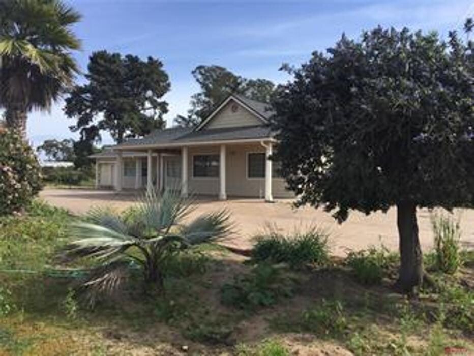 Images Crystal Cowart Real Estate Broker