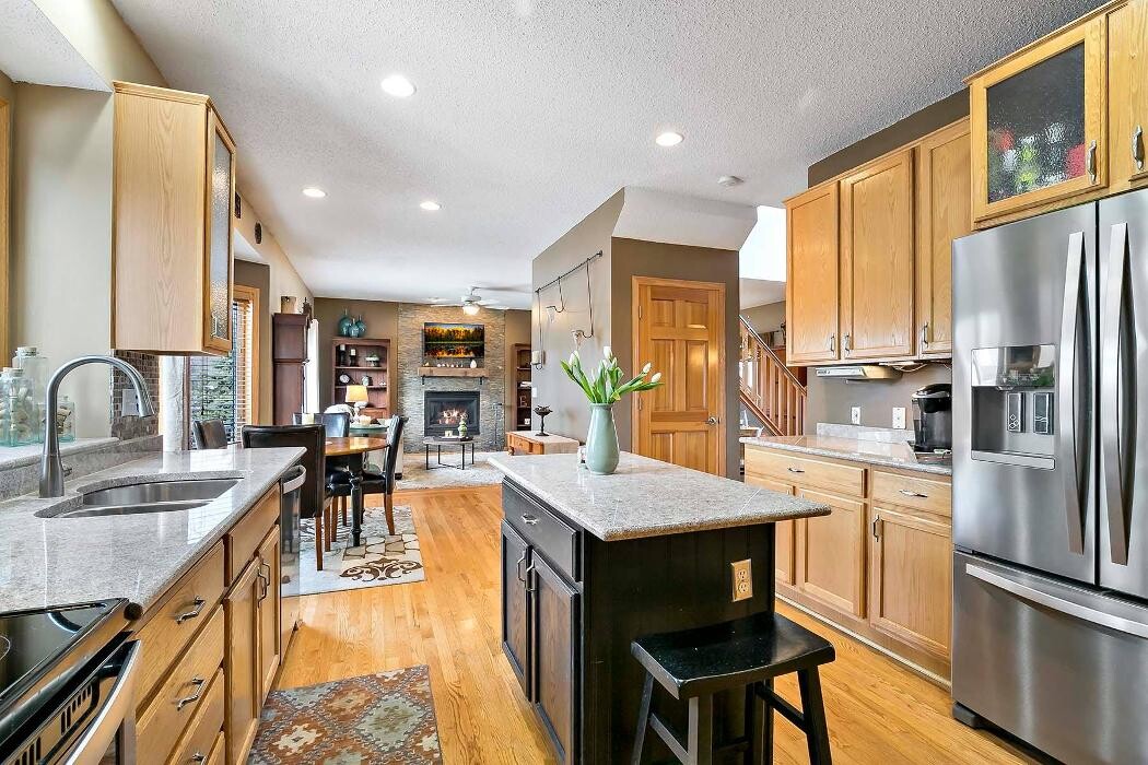 Images Lisa Brainer - Keller Williams Preferred Realty