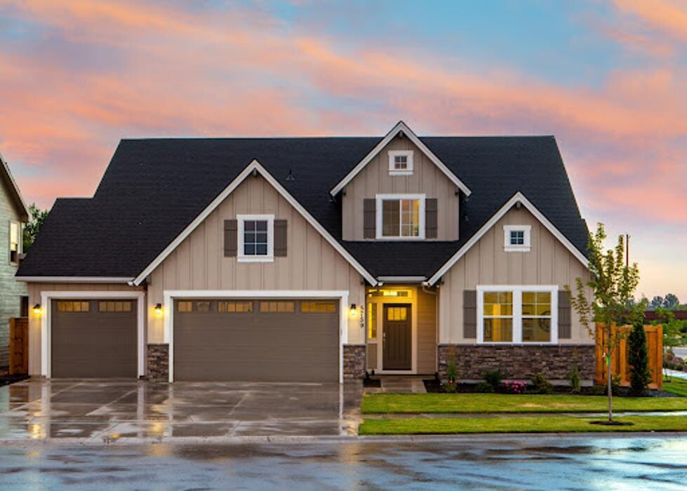 Images Jeanne Allen: Legend Realty