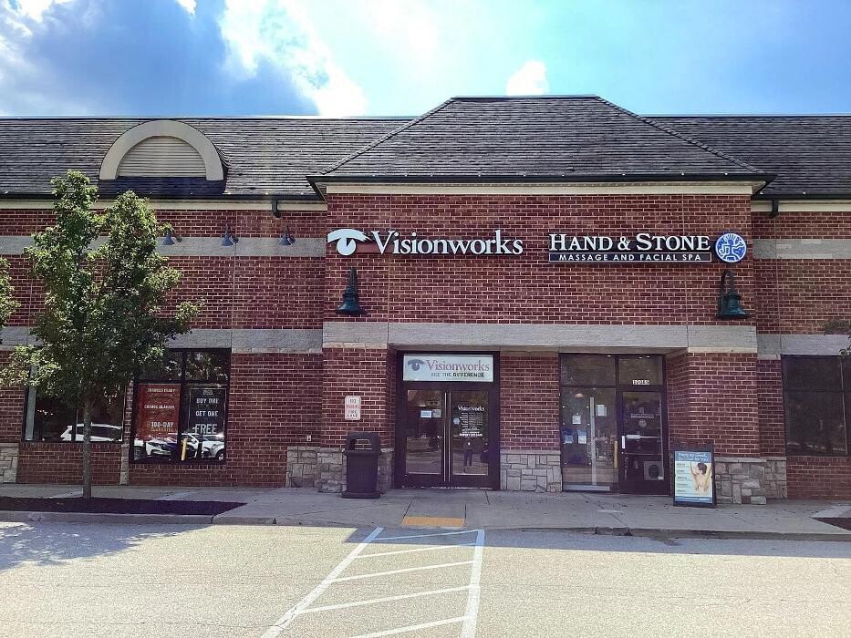 Images Visionworks Pine Tree Shoppes