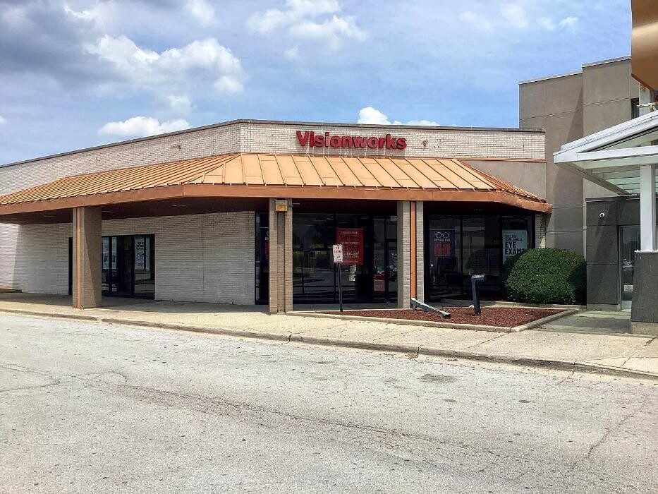 Images Visionworks River Oaks Center