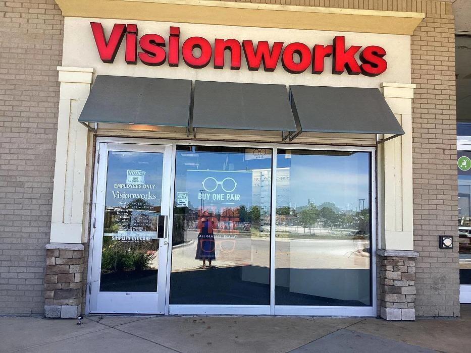 Images Visionworks Fox Valley Mall