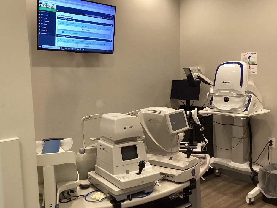 Images Visionworks Meadowood Mall