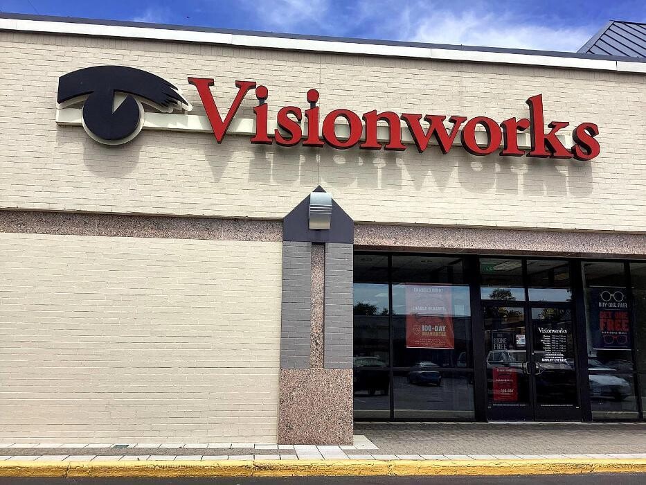 Images Visionworks Jennifer Square