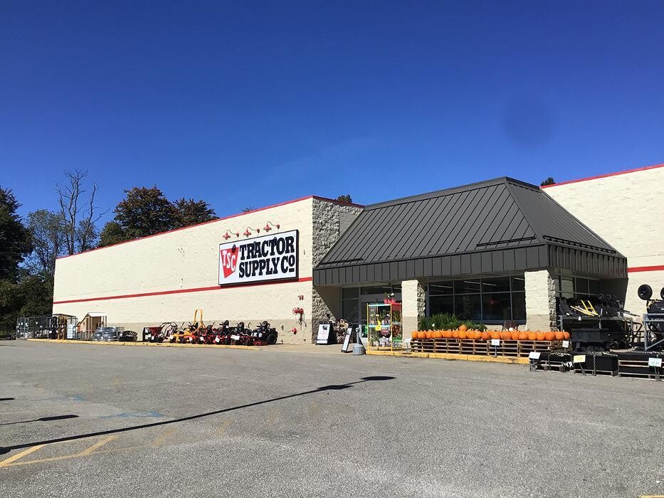 Images Tractor Supply Co.