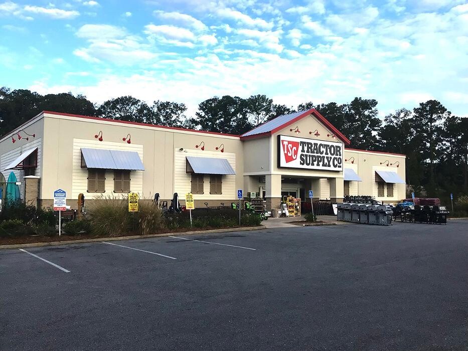 Images Tractor Supply Co.