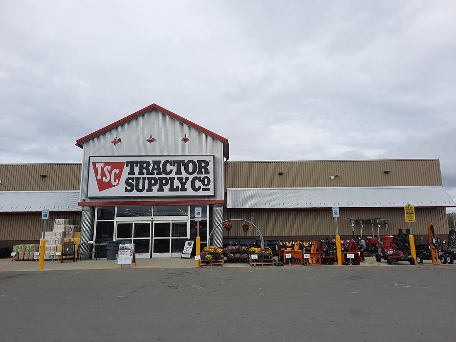 Images Tractor Supply Co.