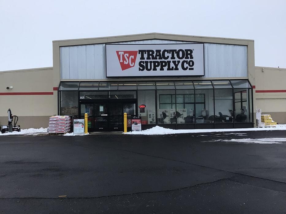 Images Tractor Supply Co.