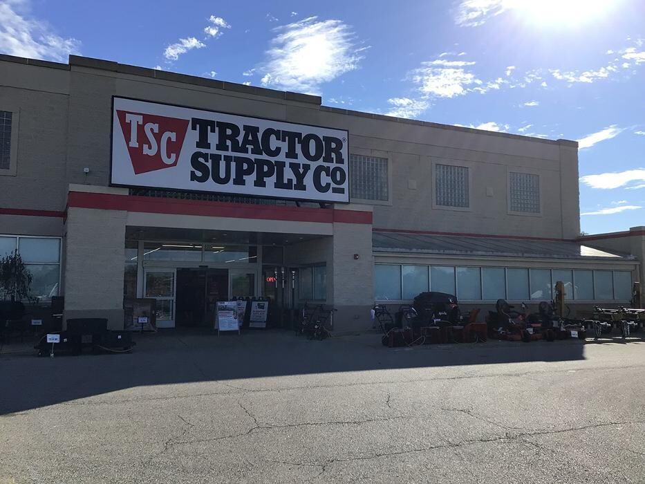 Images Tractor Supply Co.