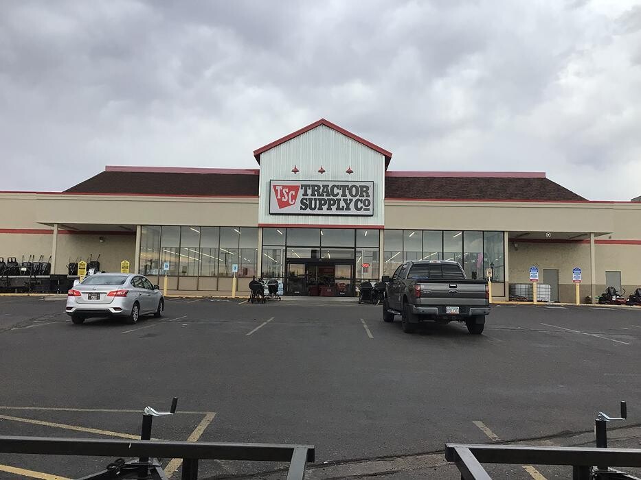 Images Tractor Supply Co.