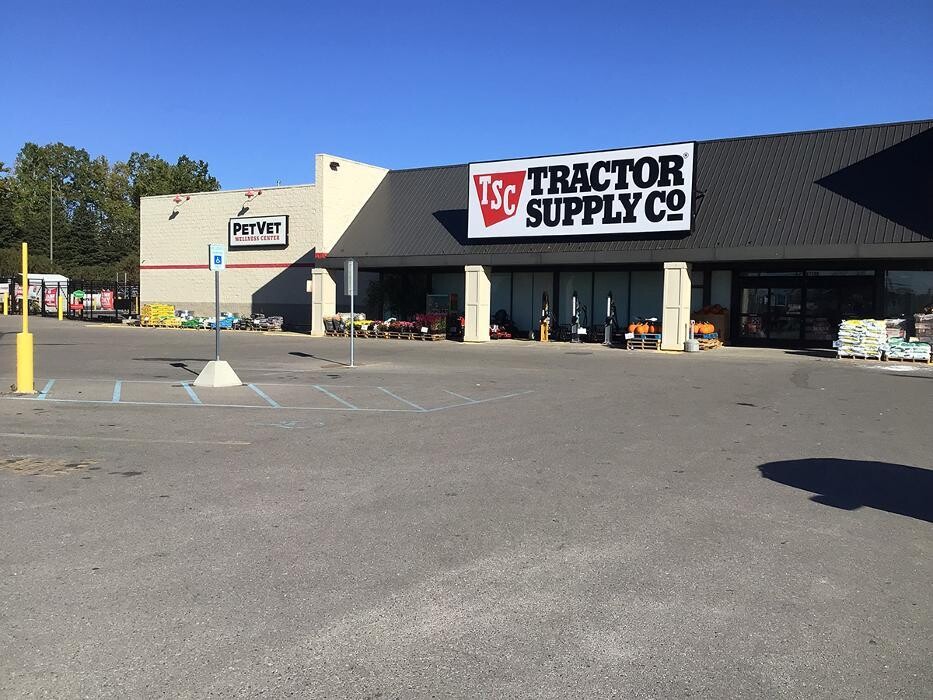 Images Tractor Supply Co.