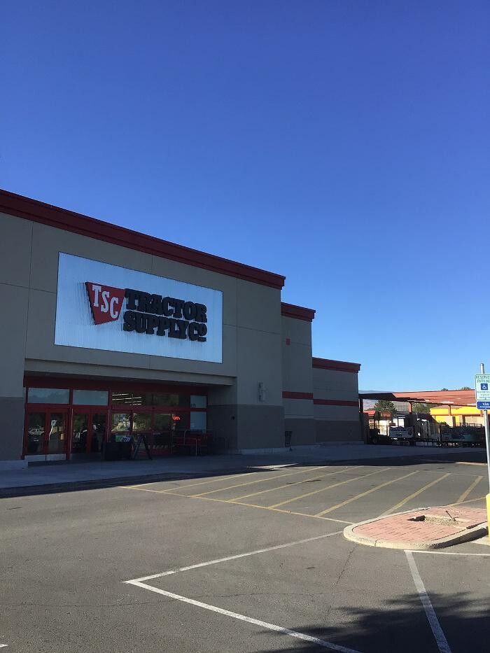 Images Tractor Supply Co.
