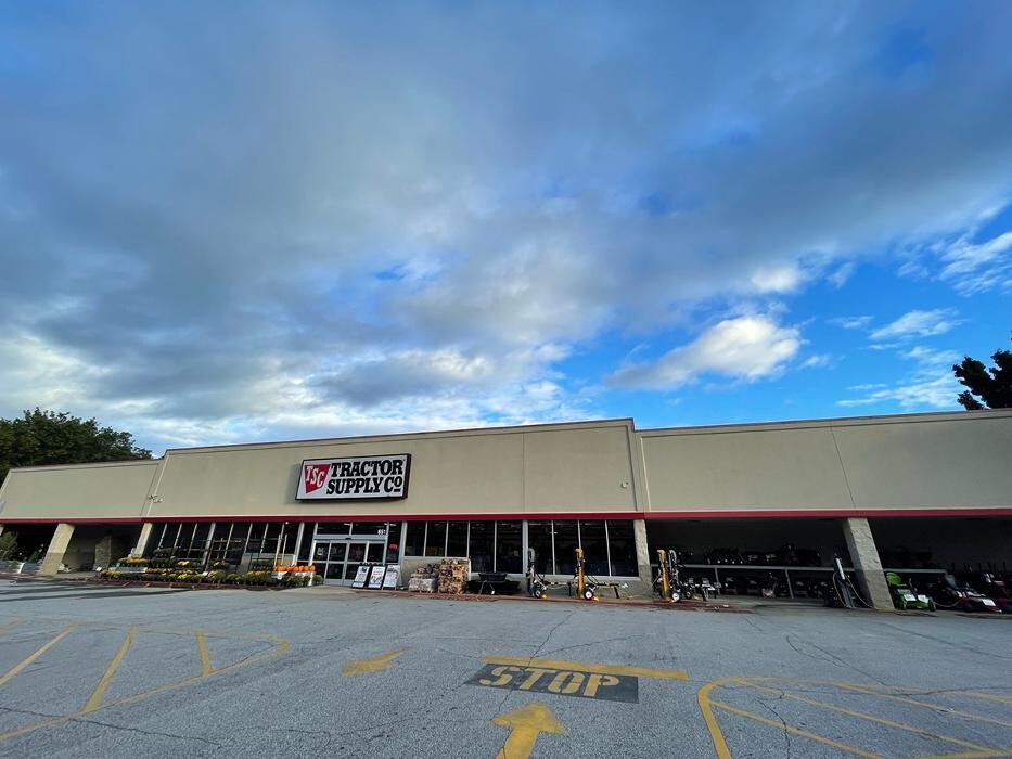 Images Tractor Supply Co.