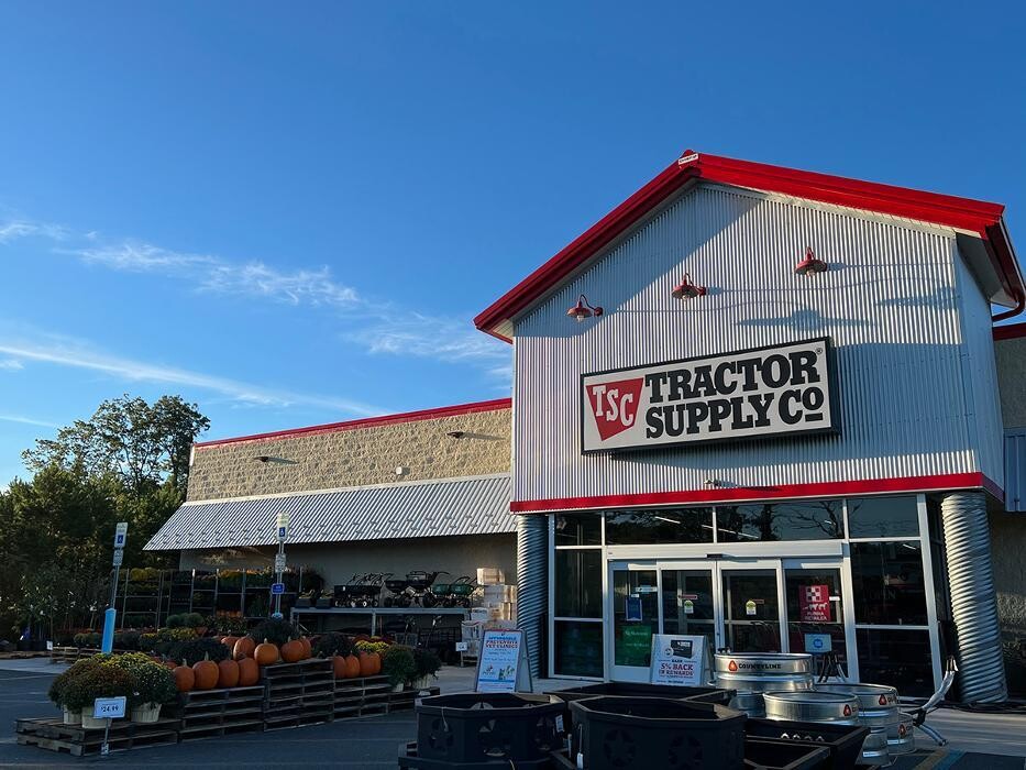 Images Tractor Supply Co.