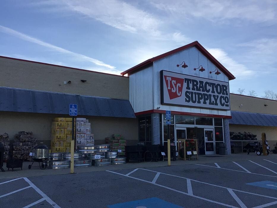 Images Tractor Supply Co.