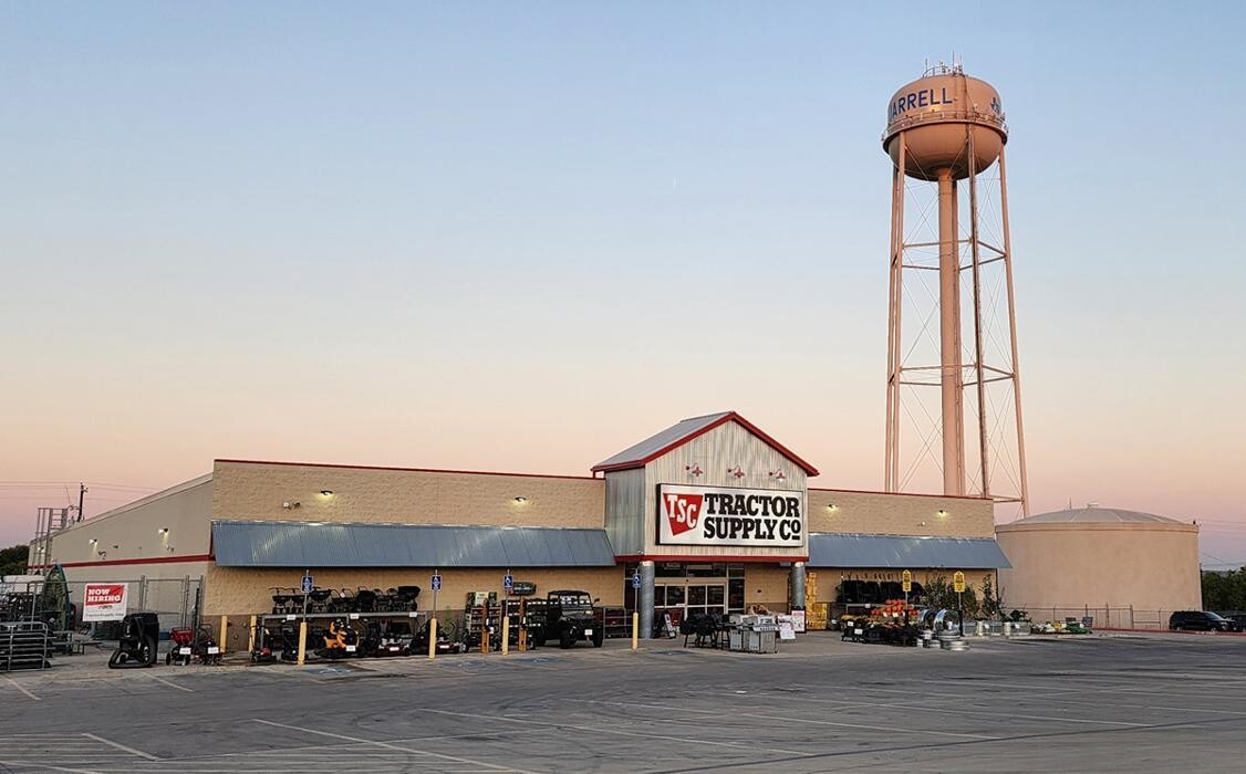 Images Tractor Supply Co.