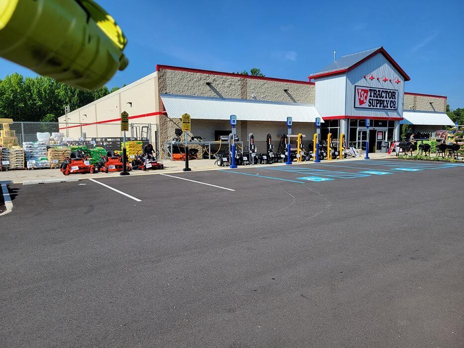 Images Tractor Supply Co.