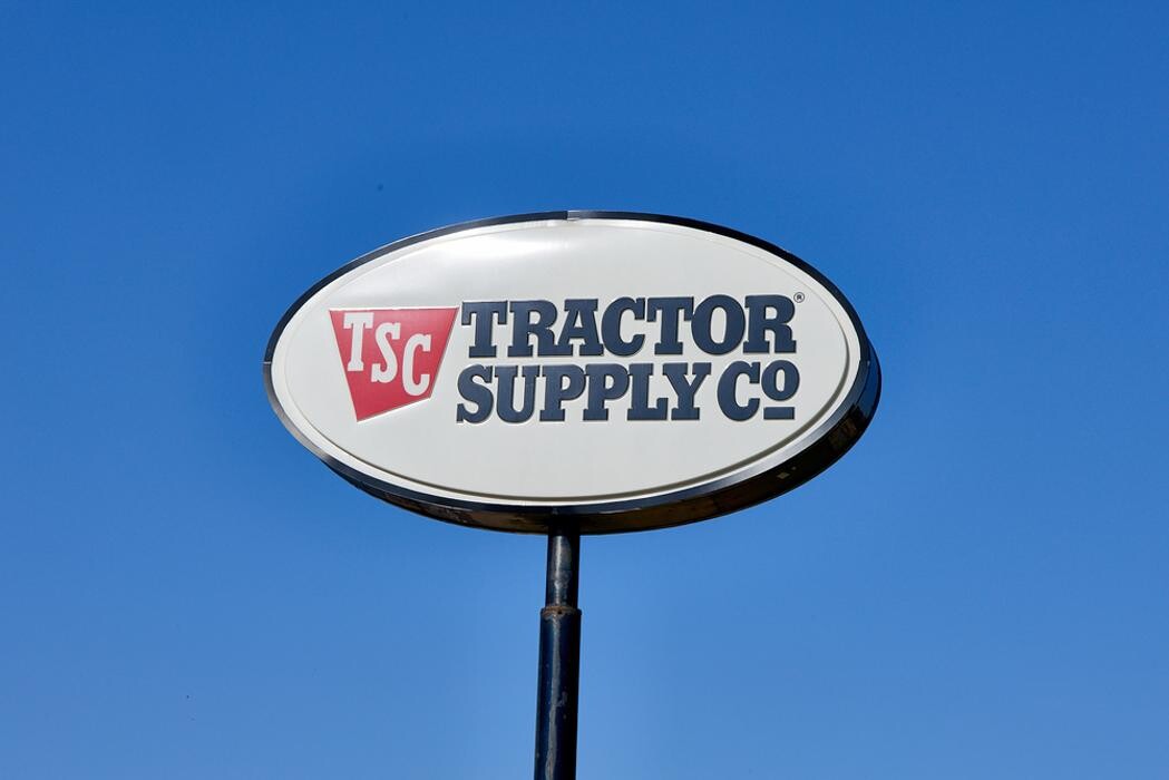 Images Tractor Supply Co.