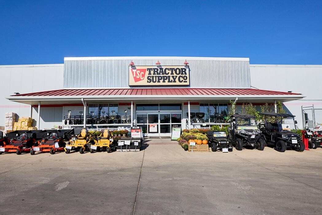Images Tractor Supply Co.