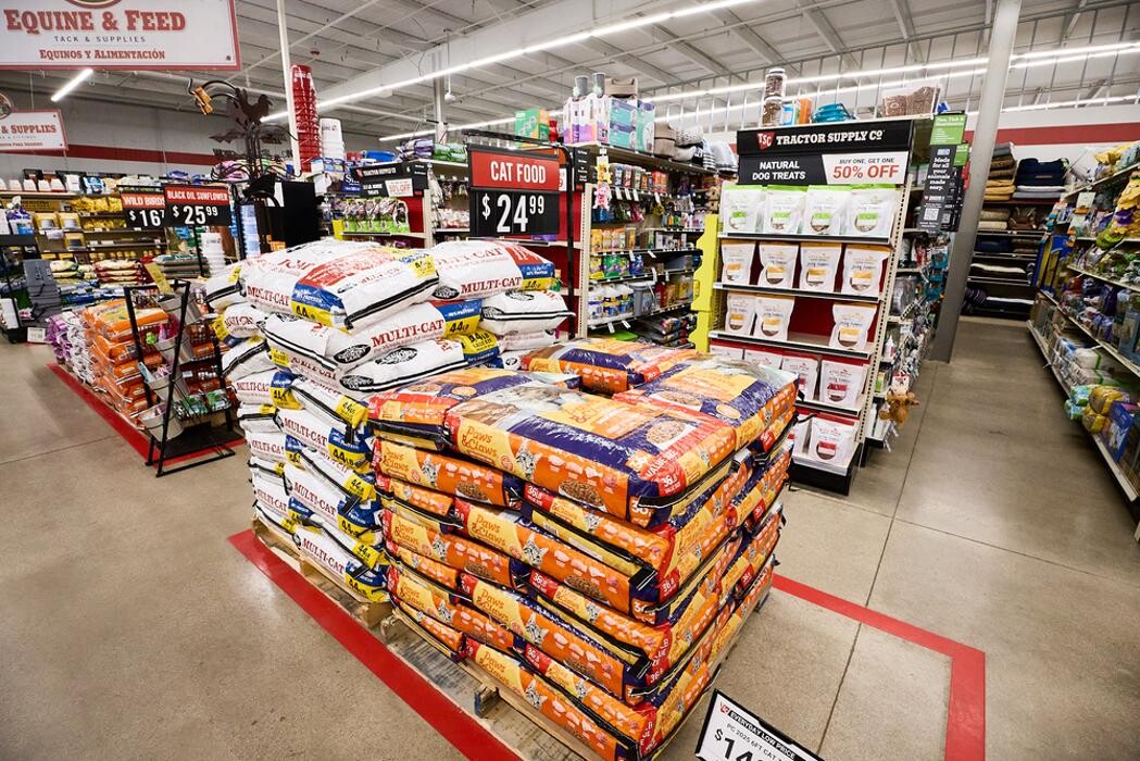 Images Tractor Supply Co.