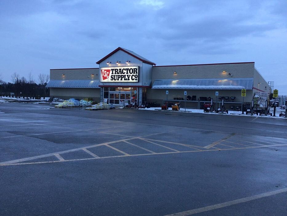 Images Tractor Supply Co.