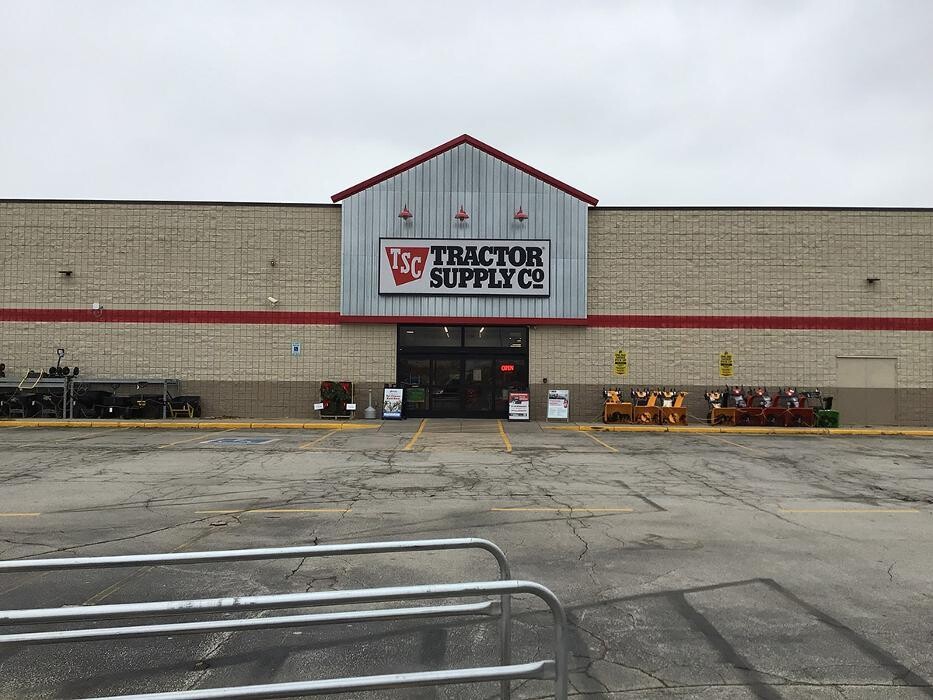 Images Tractor Supply Co.