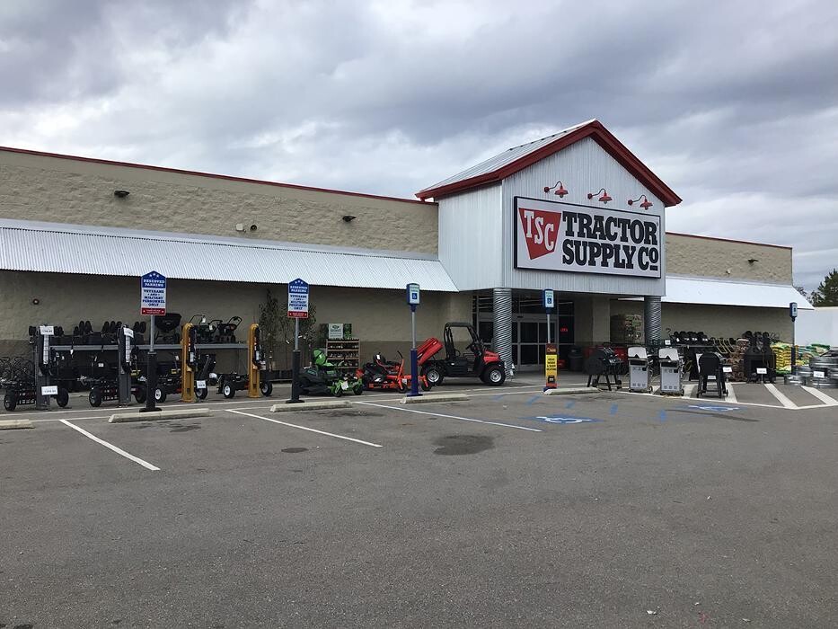 Images Tractor Supply Co.