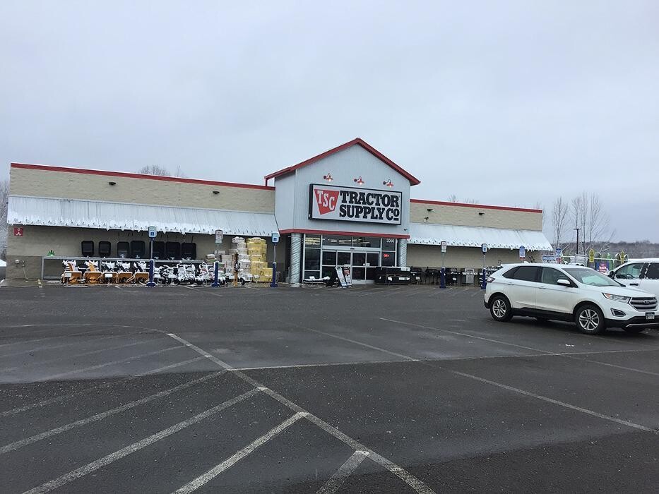 Images Tractor Supply Co.