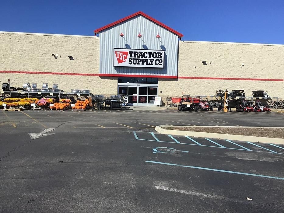 Images Tractor Supply Co.