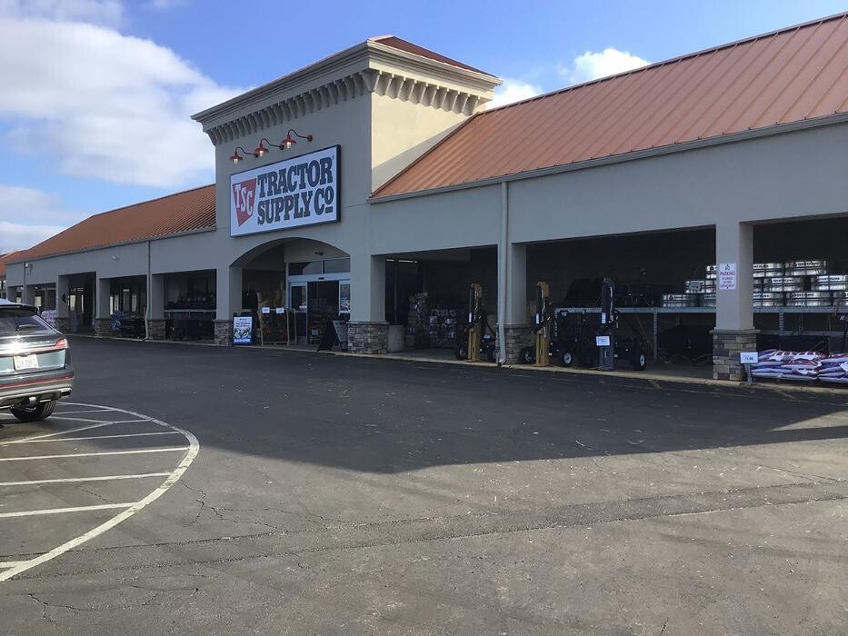 Images Tractor Supply Co.