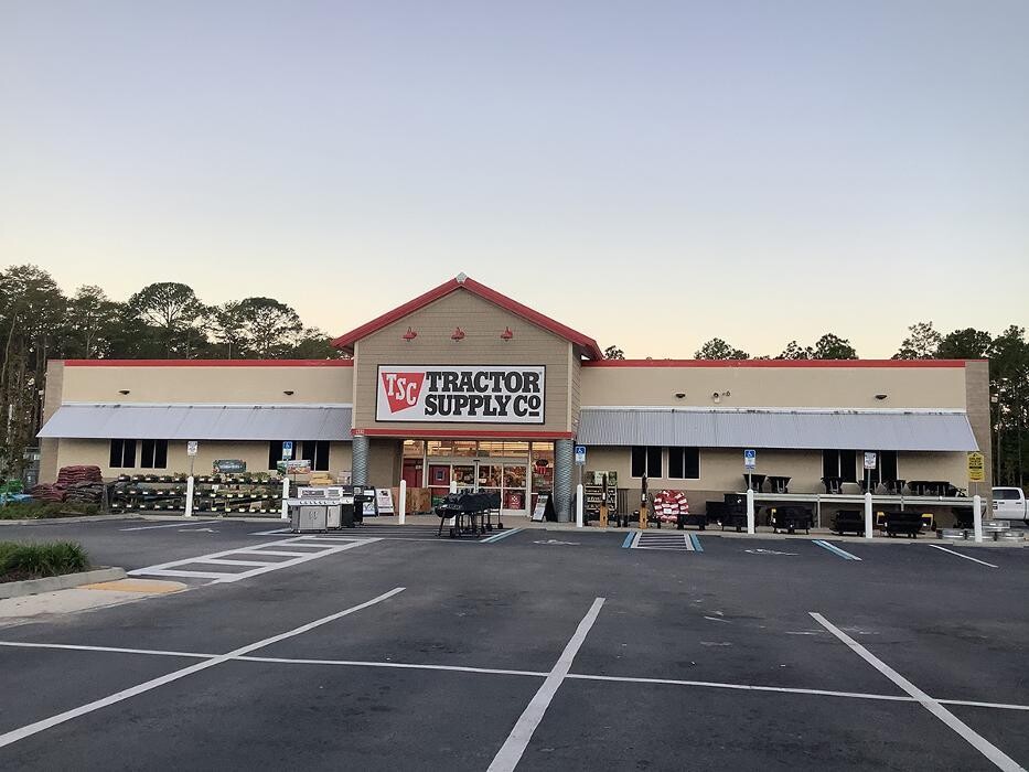 Images Tractor Supply Co.