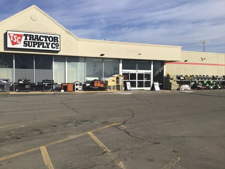 Images Tractor Supply Co.