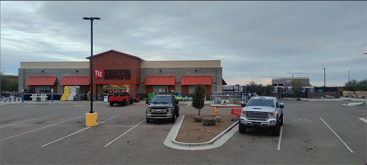 Images Tractor Supply Co.