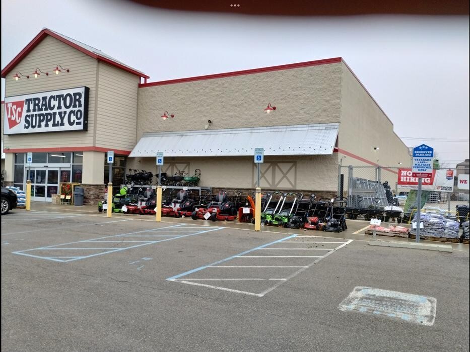 Images Tractor Supply Co.