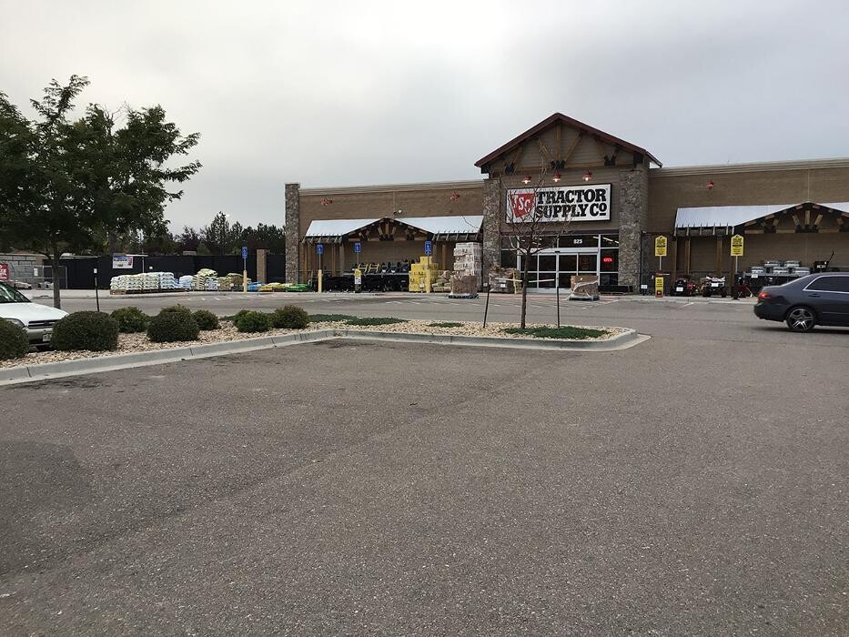 Images Tractor Supply Co.
