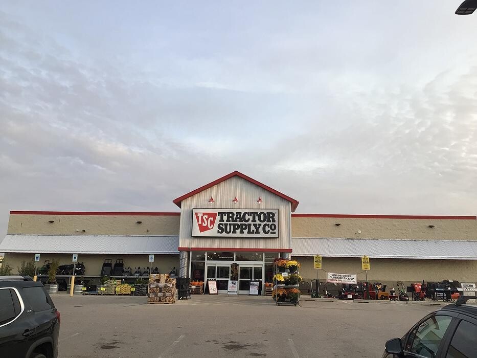 Images Tractor Supply Co.