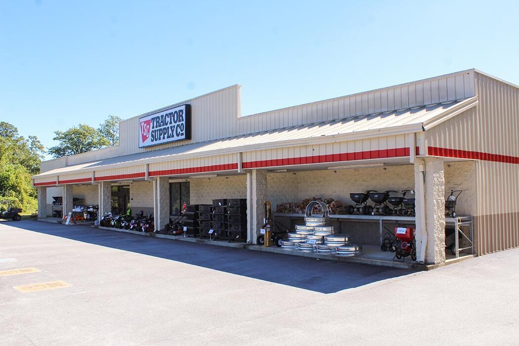 Images Tractor Supply Co.
