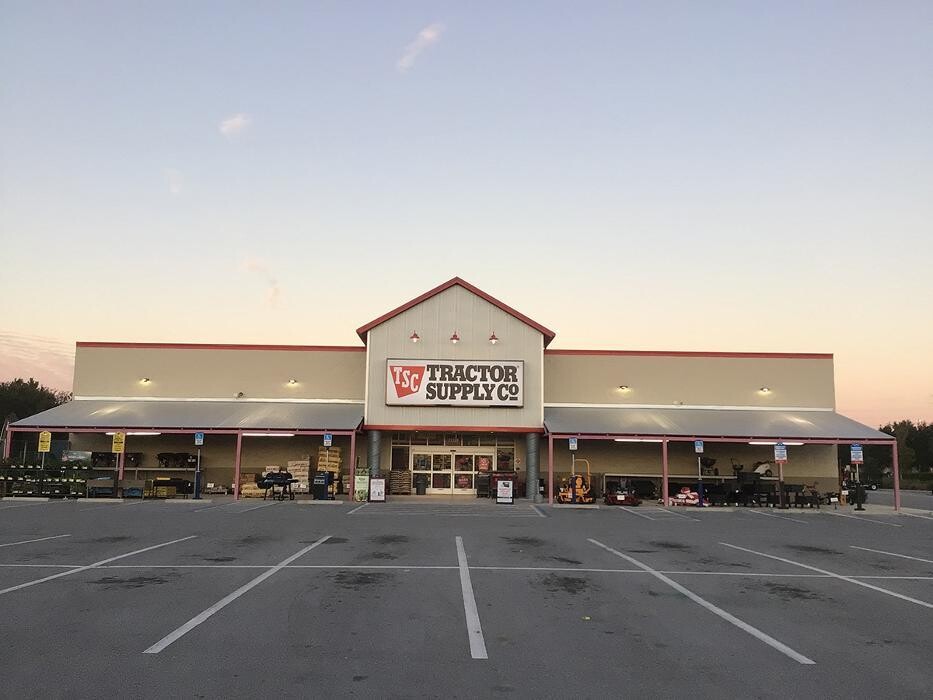 Images Tractor Supply Co.