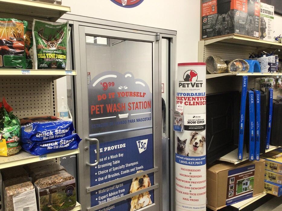 Images Tractor Supply Co.