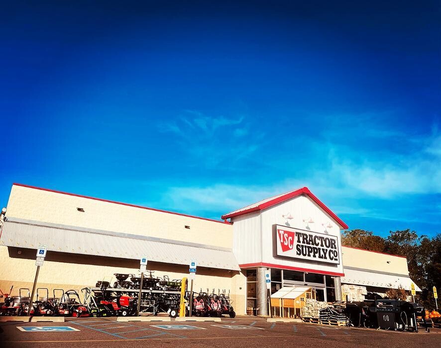 Images Tractor Supply Co.