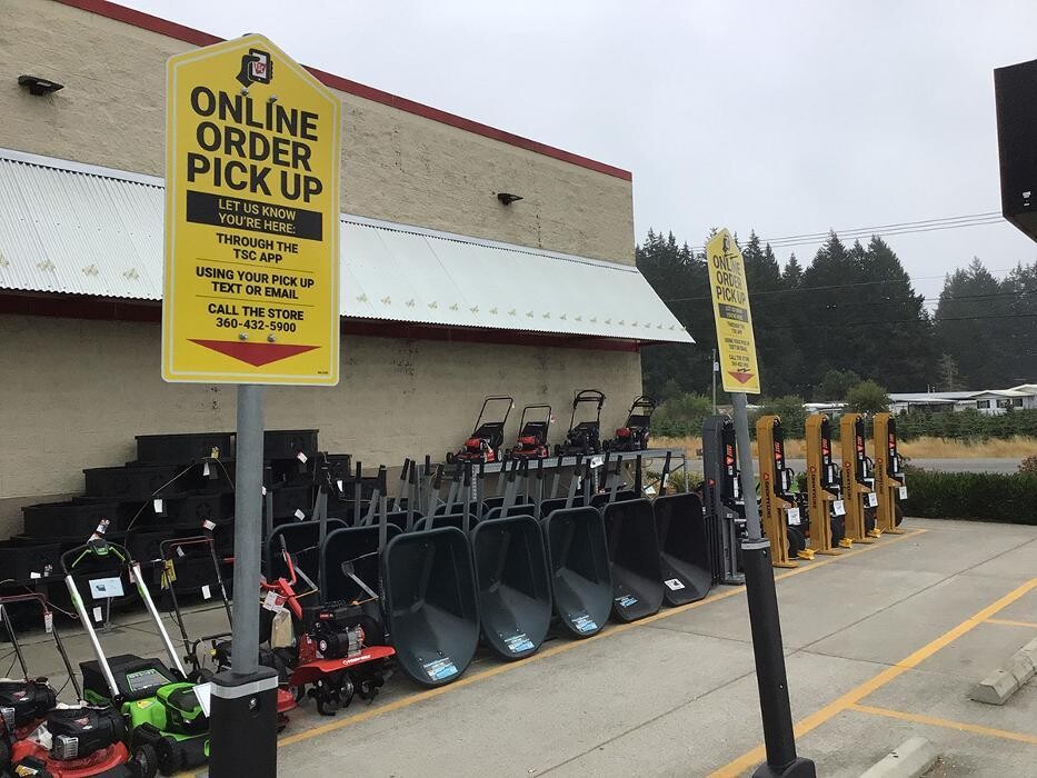 Images Tractor Supply Co.
