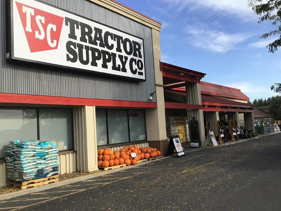 Images Tractor Supply Co.