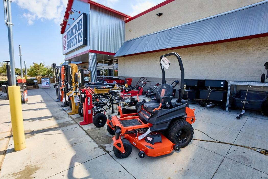 Images Tractor Supply Co.