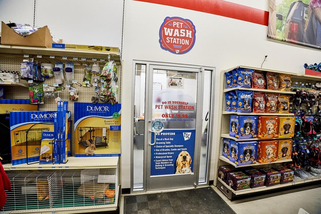 Images Tractor Supply Co.