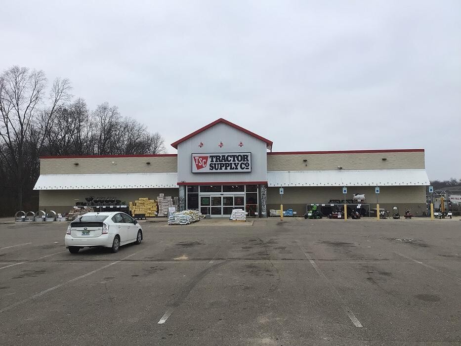 Images Tractor Supply Co.