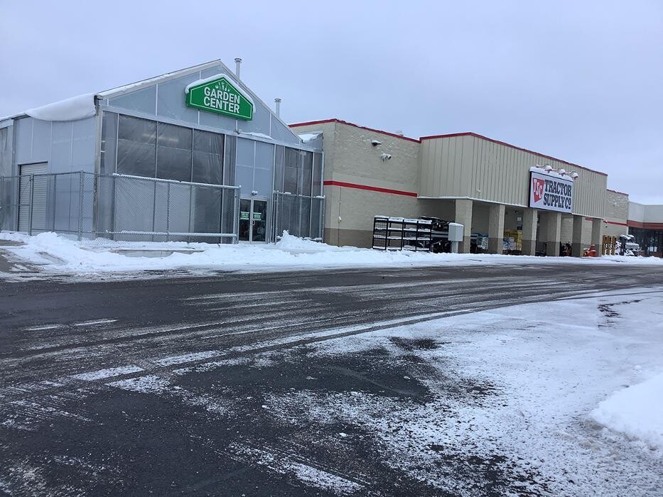 Images Tractor Supply Co.