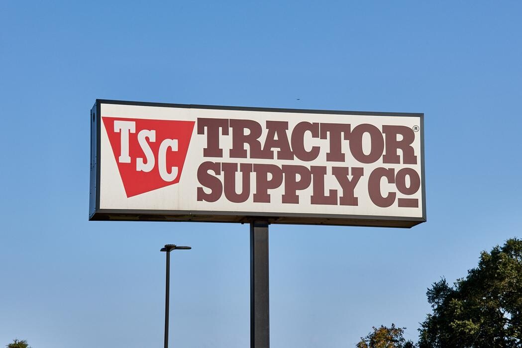Images Tractor Supply Co.