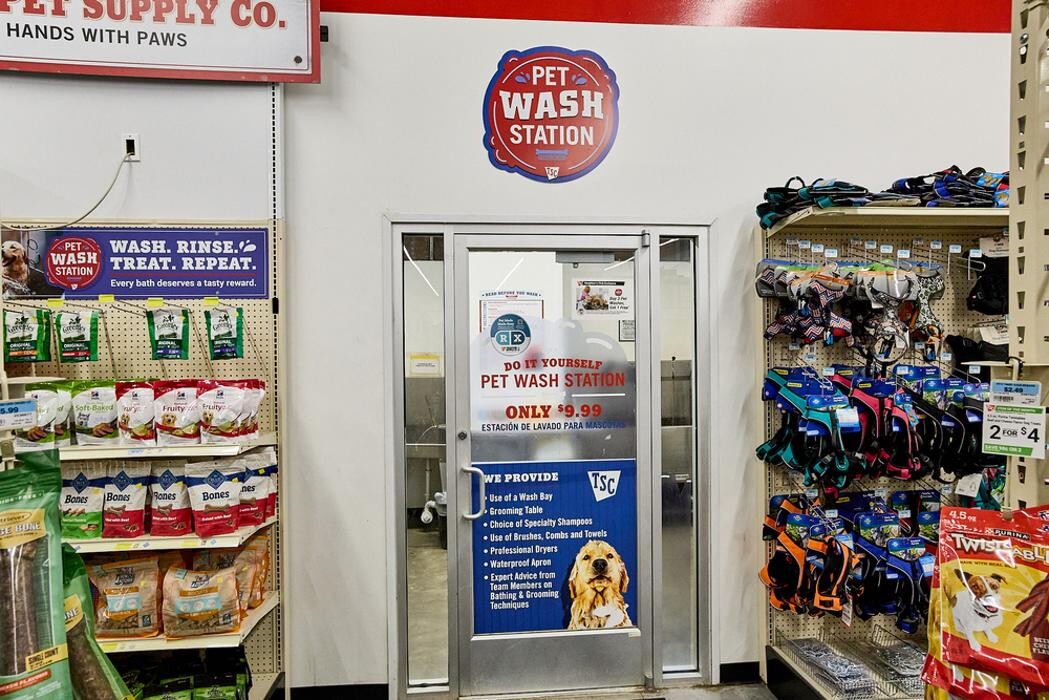 Images Tractor Supply Co.