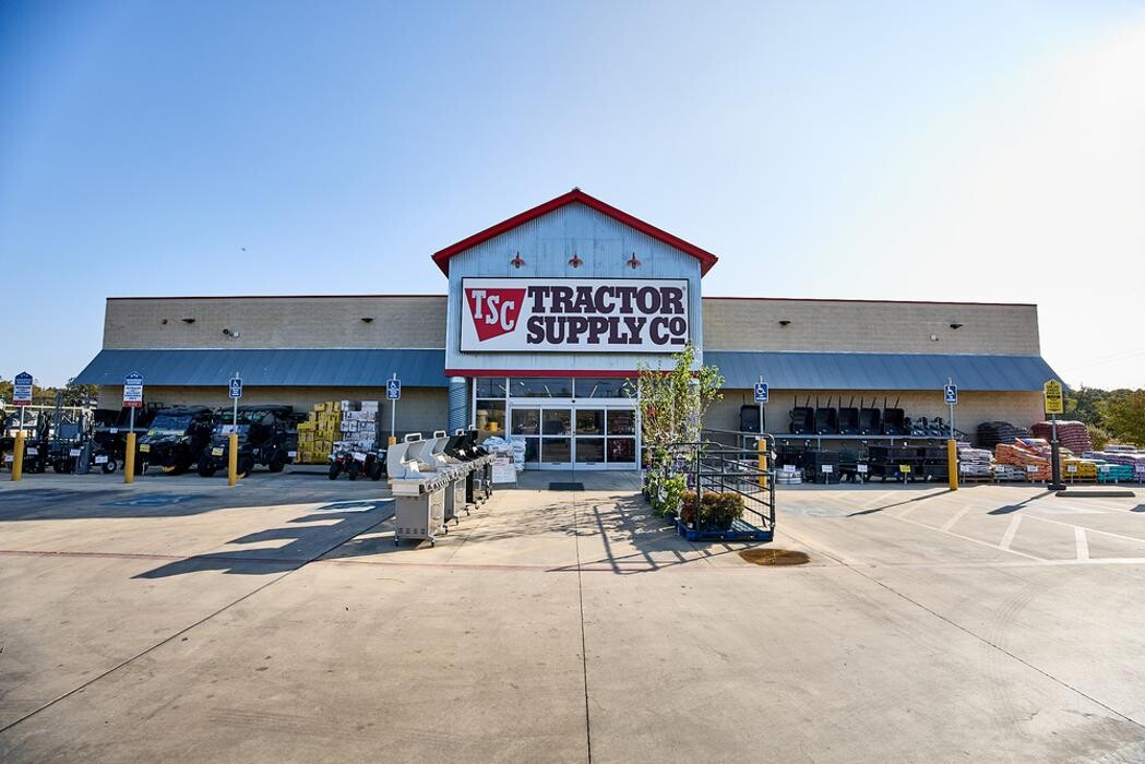 Images Tractor Supply Co.