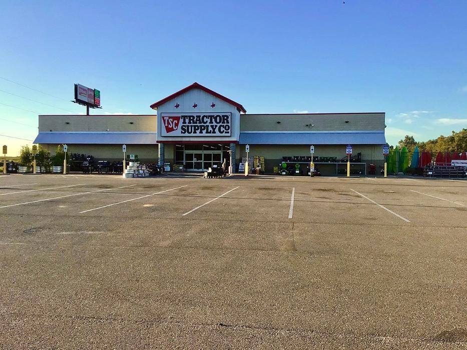 Images Tractor Supply Co.